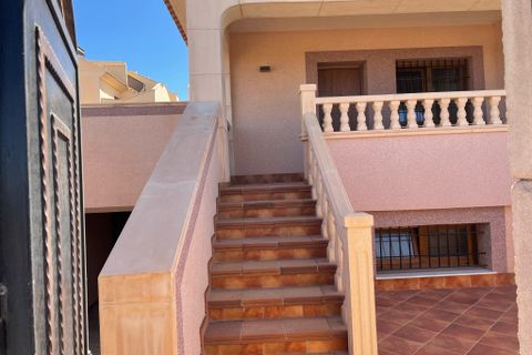 Rækkehus i Torrevieja, Alicante, Torrevieja - € 330.000 | Ref: W-0477KA - foto 14